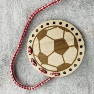 Carte à lacer en bois Ballon