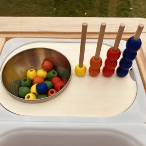 Insert en bois pour bac Trofast enfilage de perles, task box
